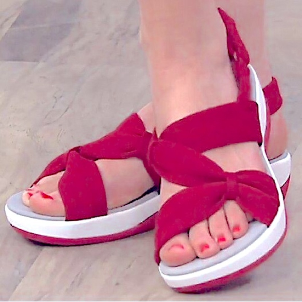 »-Clarks-»Cloudstepper Adjust Strappy Cloth Sandal Platform OpenToe Soft Cushion